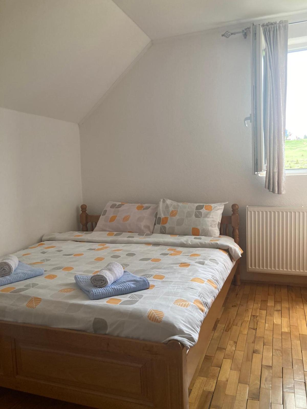 Guest House Nena 자블야크 외부 사진